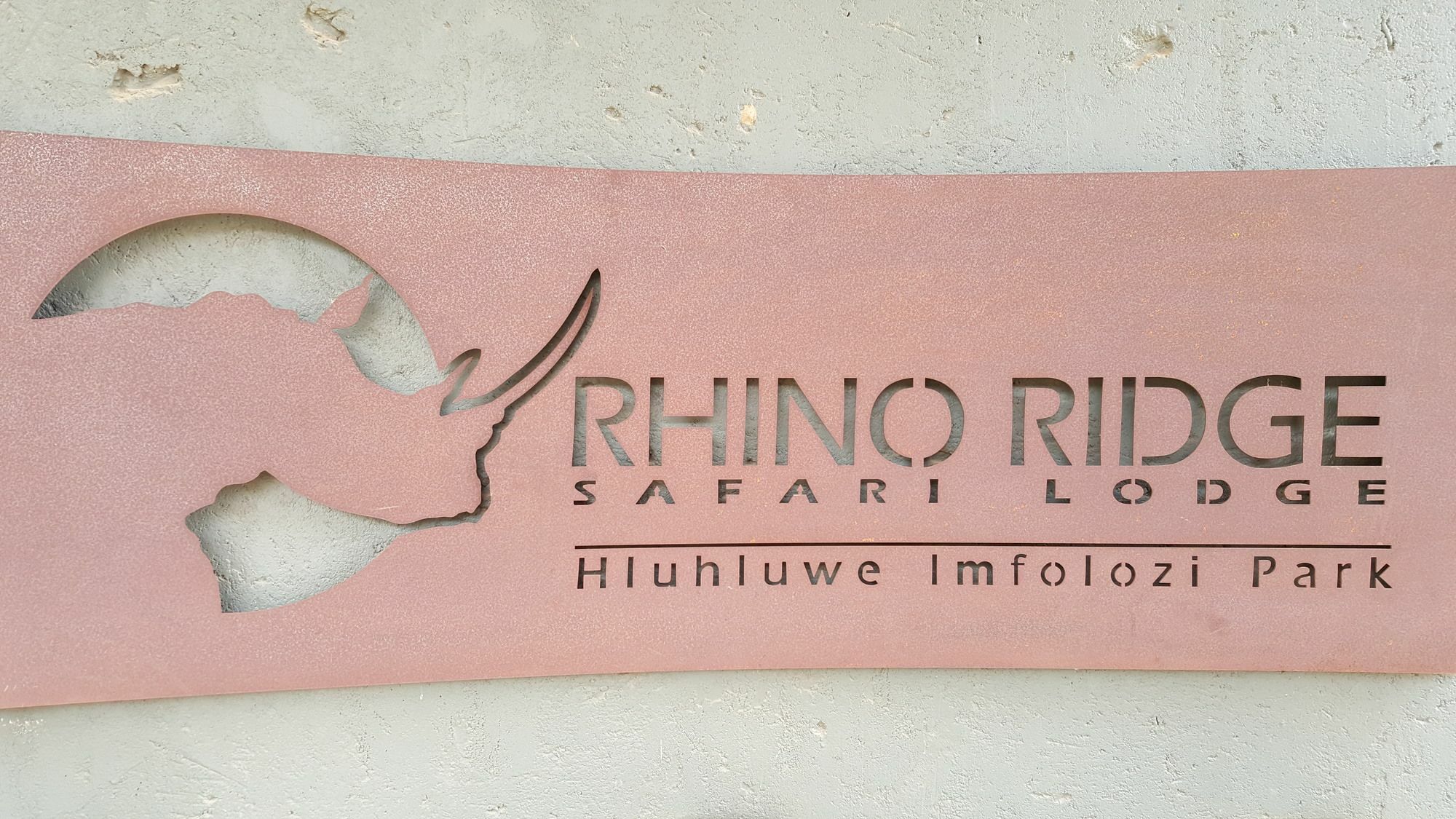 Rhino Ridge Safari Lodge KwaNompondo エクステリア 写真